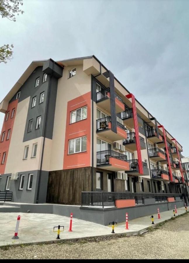 Apartman "N" Srebrno Jezero Ostrovo 外观 照片